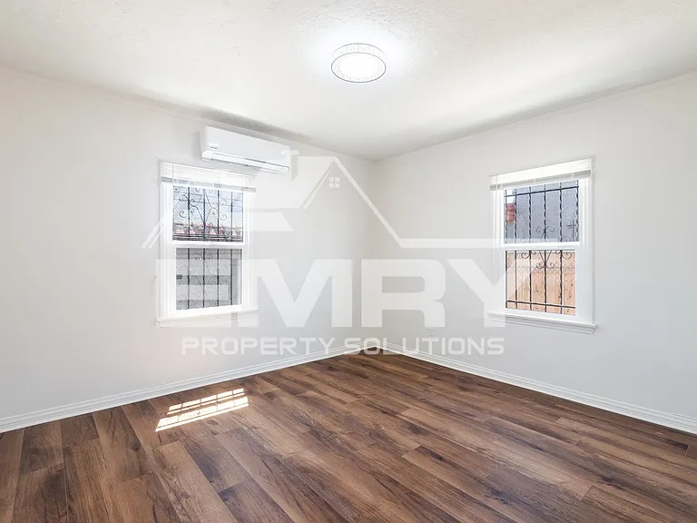 8930 S Hobart Blvd — Photo 18
