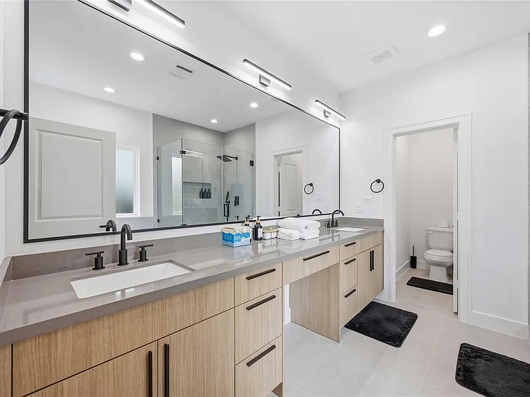 8102 Cannon St #A — Photo 21