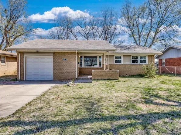 2316 S Millwood St, Wichita, KS 67213
