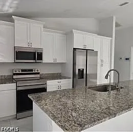 1703 Edison Ave — Photo 10