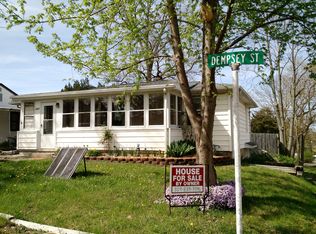 661 Dempsey St, Creve Coeur, IL 61610