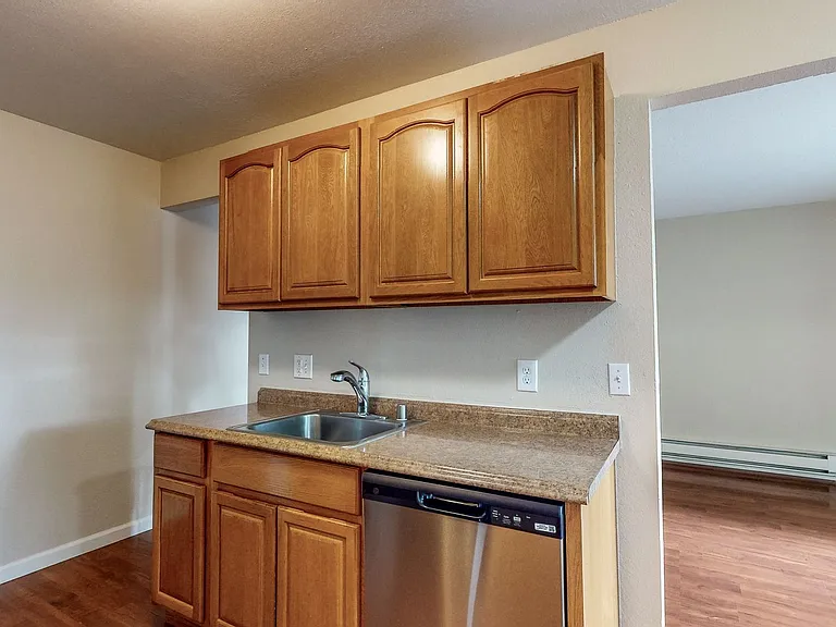 2305 McBride Ln — Photo 13