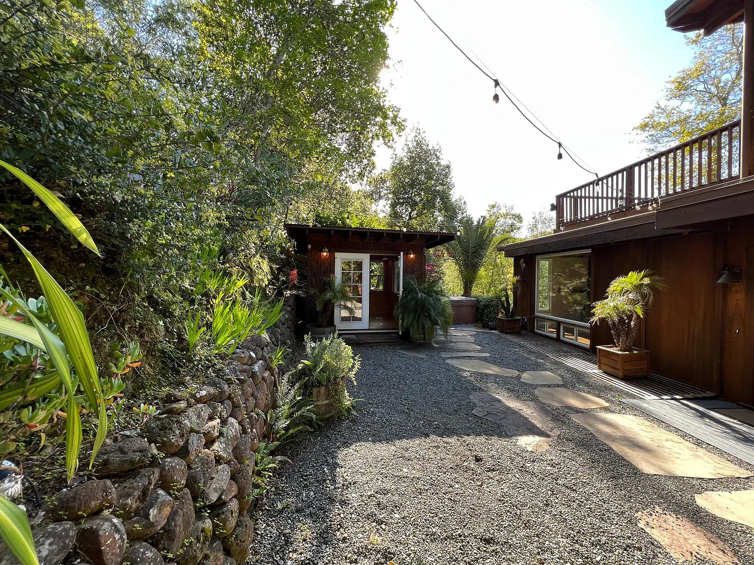 48 Fernwood Dr — Photo 4