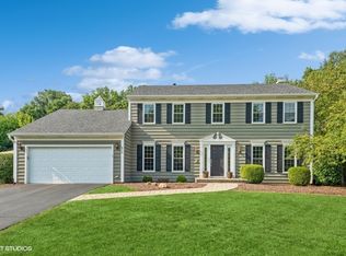 818 Timbers Trl, Saint Charles, IL 60174