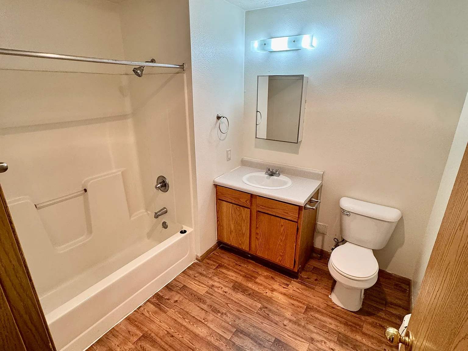 2 bed, 780 sqft, $875 — Photo 4