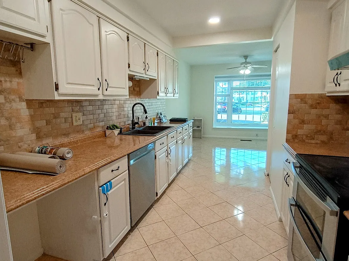 4 bed, 3.5 bath, 1870 sqft, $3,100 — Photo 4