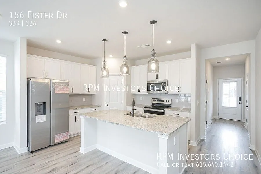 *$1,000 Off 1st Month W/ Sept 1st Lease Date* Stunning 3-Bed/2.5 Bathroom In The Townhomes At Riv... — Photo 4