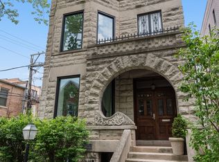 615 W Briar Pl, Chicago, IL 60657