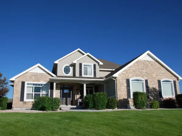 5664 E Sagewood Dr, Idaho Falls, ID 83406