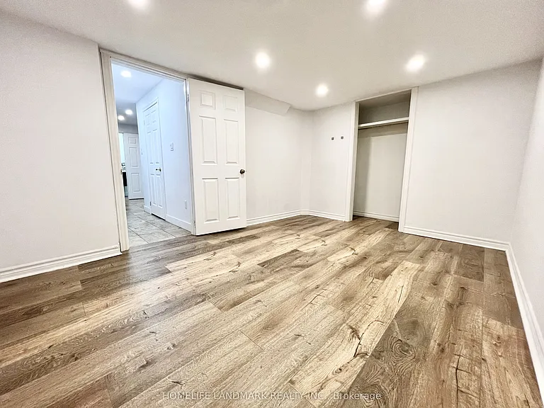 90 Crowther Dr — Photo 11