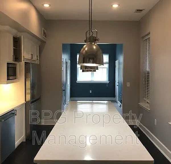 1027 7th St NE — Photo 19