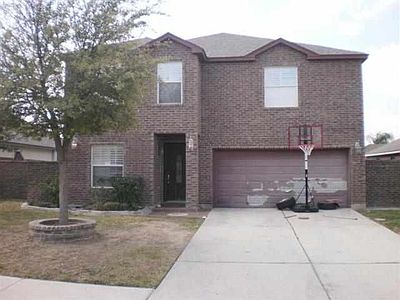 1st image of 3014 Calle Piedra Ln