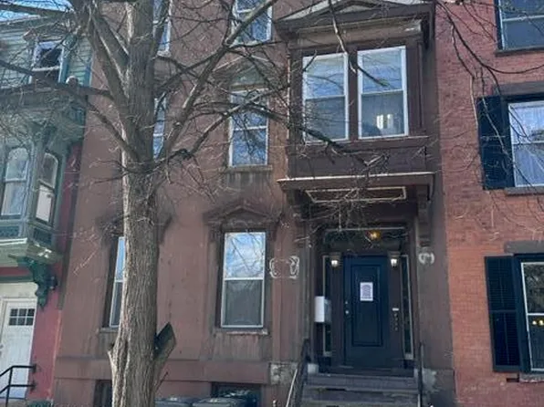 1641 5th Avenue, Troy, NY 12180