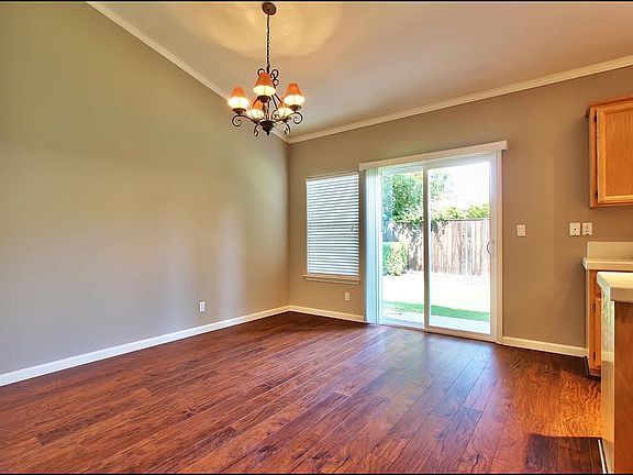 5th image of 1645 Calabasa Dr