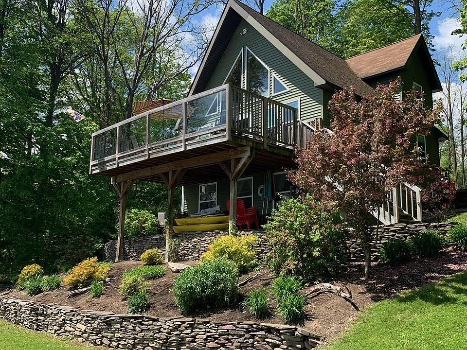 1st image of 158 Kirby Point