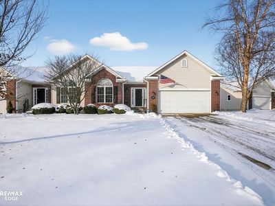 3175 Ivy Ln, Grand Blanc, MI, 48439
