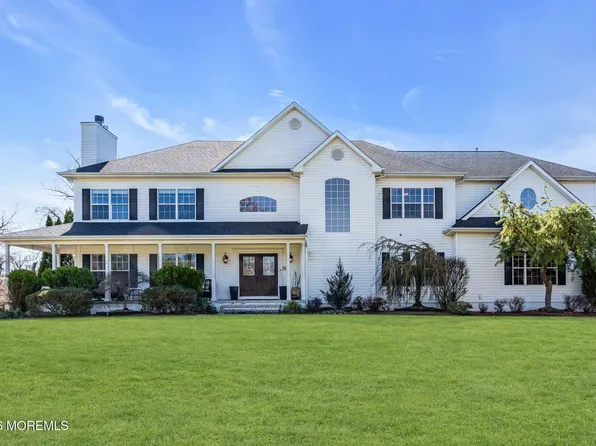 4 Susan Court, Farmingdale, NJ 07727