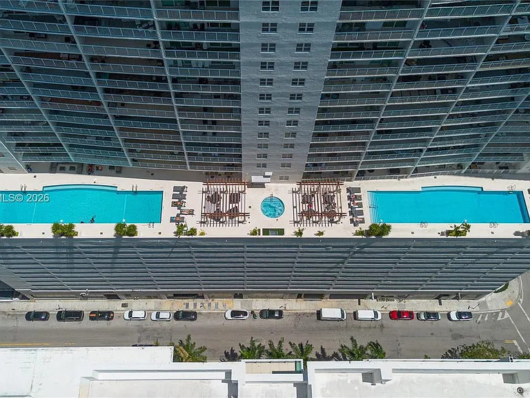 1200 Brickell Bay Dr #4121 — Photo 4