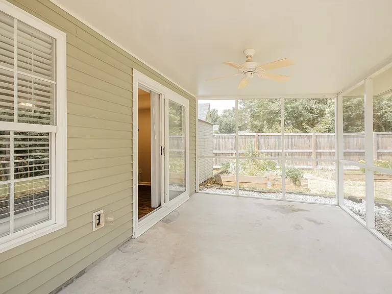 262 Island Green Rd — Photo 28