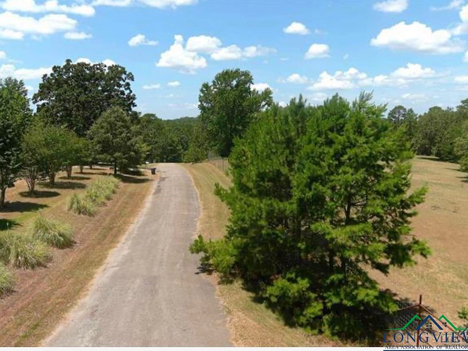 2nd image of Frances Ln
