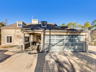 1810 Las Flores Dr, Glendale, CA, 91207