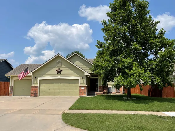 830 S Sunset Cir, Andover, KS 67002
