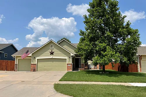 830 S Sunset Cir Photo 1 830 S Sunset Cir Photo 1