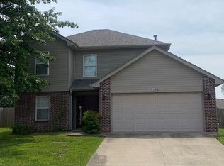 2208 Bay Brook Dr, Columbia, MO 65201