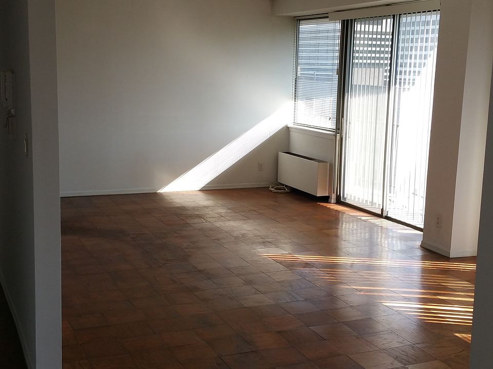 2nd image of 15 Ross St