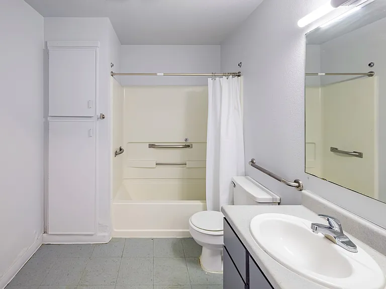 Jubilee Residences — Photo 45