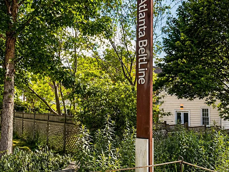 1051 Harwell St NW — Photo 17