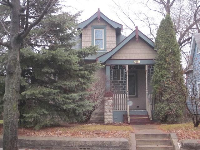 1st image of 418 Earl St