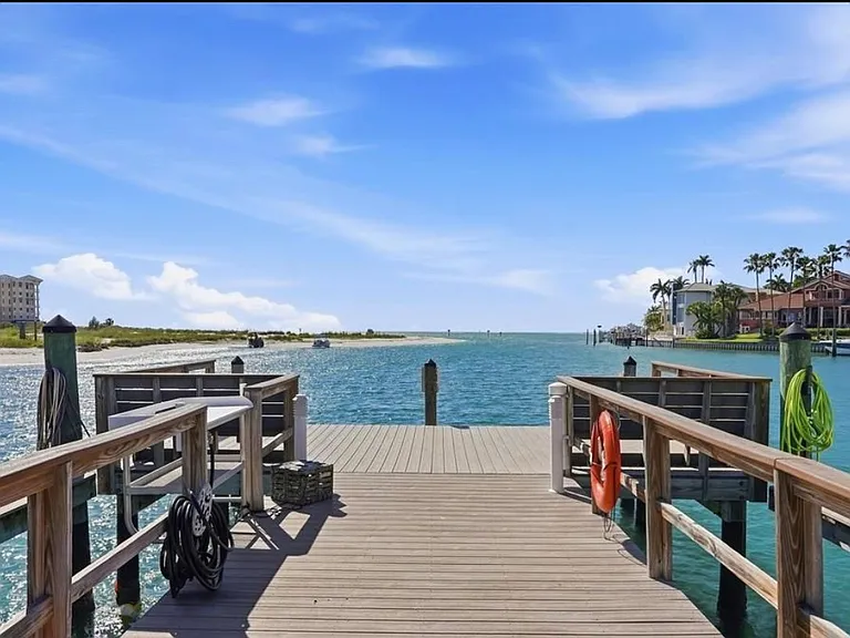 1100 Pinellas Bayway S #G3 — Photo 8