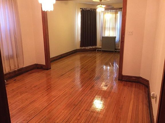 3rd image of 917 N Central Park Ave