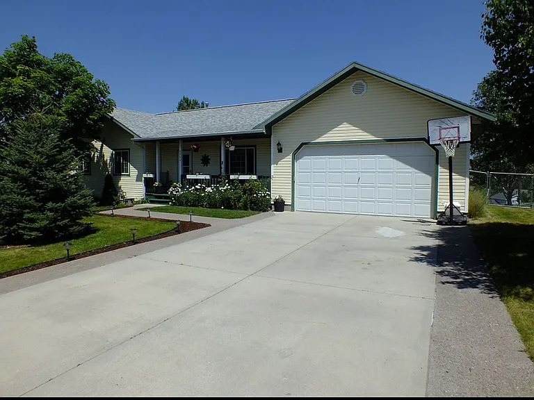 6980 Linda Vista Blvd — Photo 1