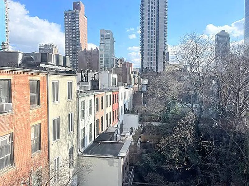Thumbnail 12
