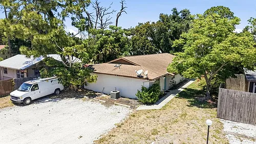 2777 Dueby St Photo 1