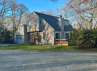 16 Hye Rd, Edgartown, MA 02539