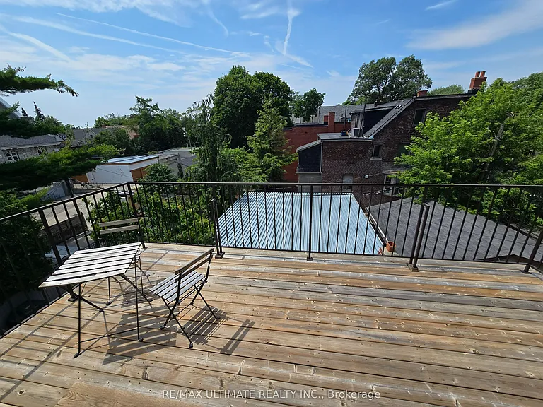 394 Sunnyside Ave #4 — Photo 8
