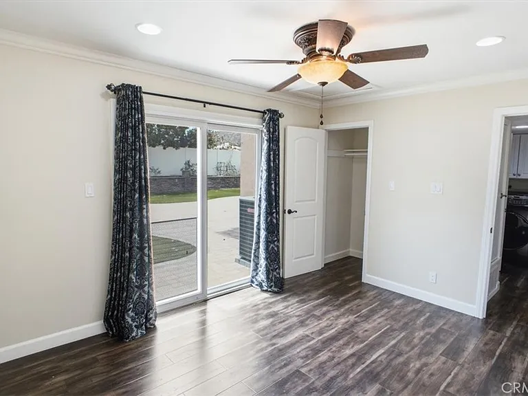 334 W Avenida De Las Flores — Photo 11