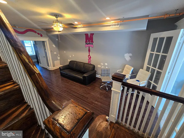 2801 W Allegheny Ave — Photo 11