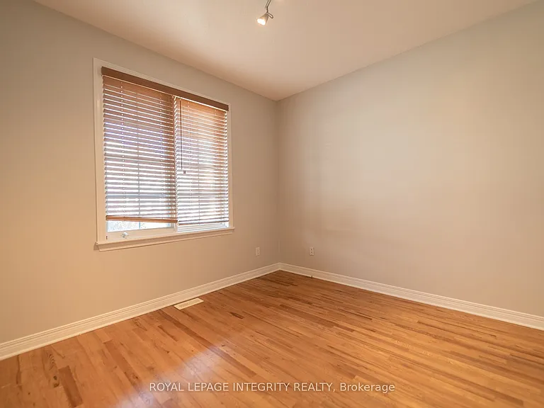 12 Maple Stand Way — Photo 17