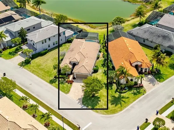 10505 Valencia Lakes DR, BONITA SPRINGS, FL 34135