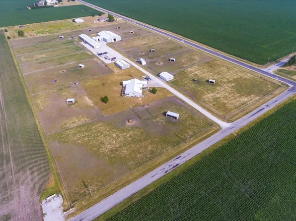 2991 County Road 500 Rd E, Fisher, IL 61843