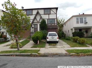 44 Amador St, Staten Island, NY 10303