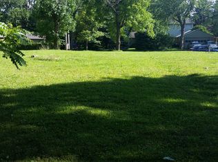 8626 E New York St, Indianapolis, IN