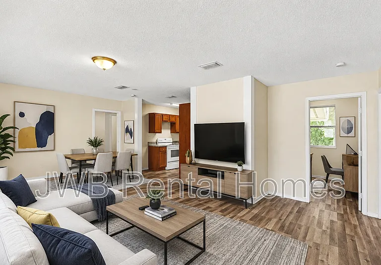 1288 W 28th St — Photo 7