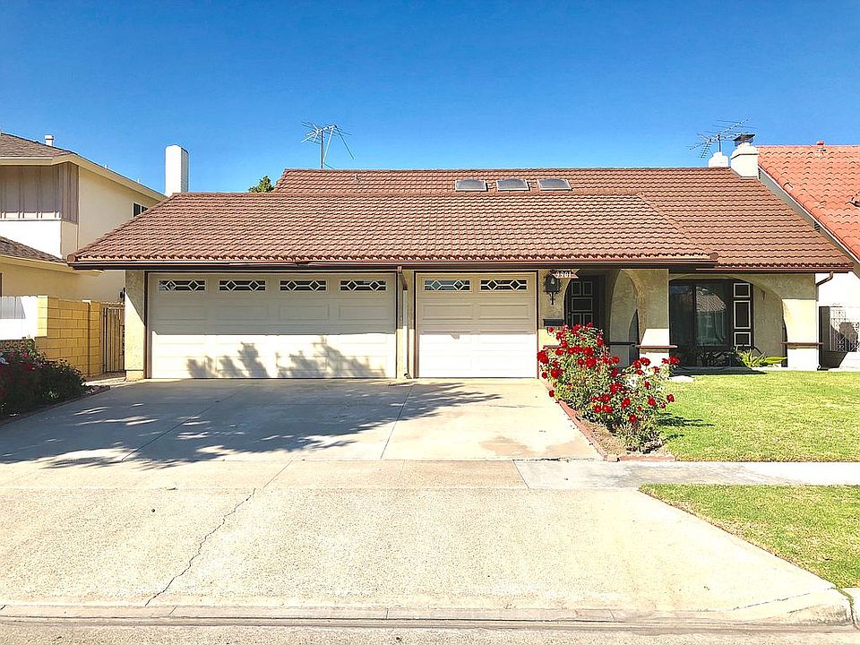 1st image of 9901 Woodmere Cir