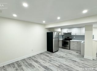 382 Grovehill Cres #2, Kitchener, ON N2R0L5