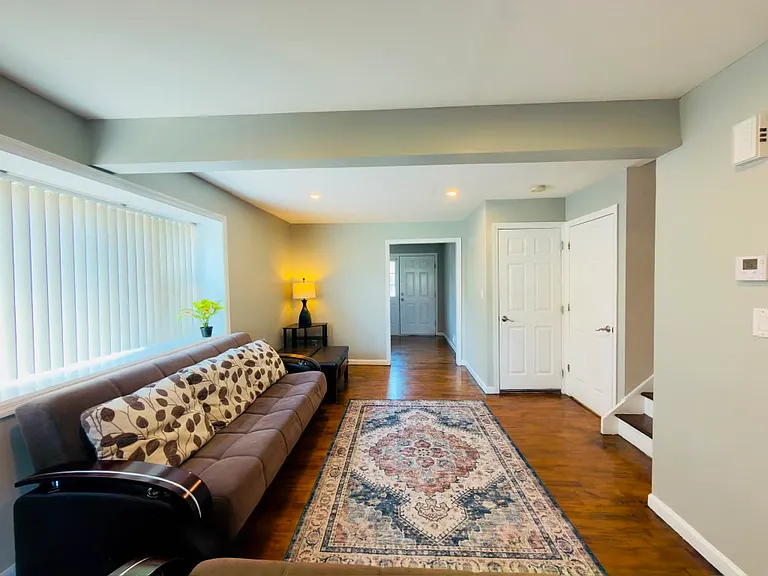 4105 Hana Rd — Photo 3